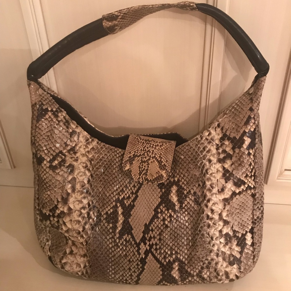 Carlo falchi shoulder bag